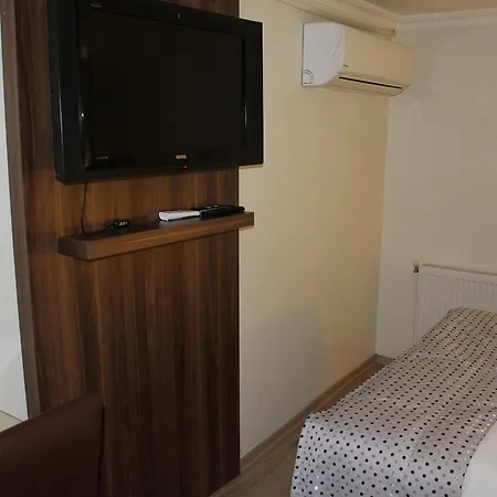 Laleli Hotel 2*