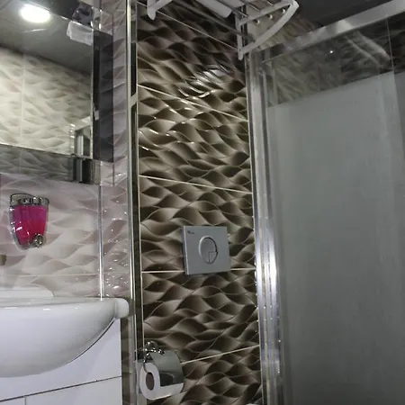 Laleli Hotel 2*